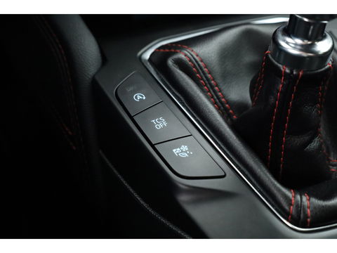 Ford FOCUS Wagon 1.0 155 PK Hybrid ST Line X Business | Navi | CarPlay | Camera | Stoel-stuurverw. | Keyless | 18"