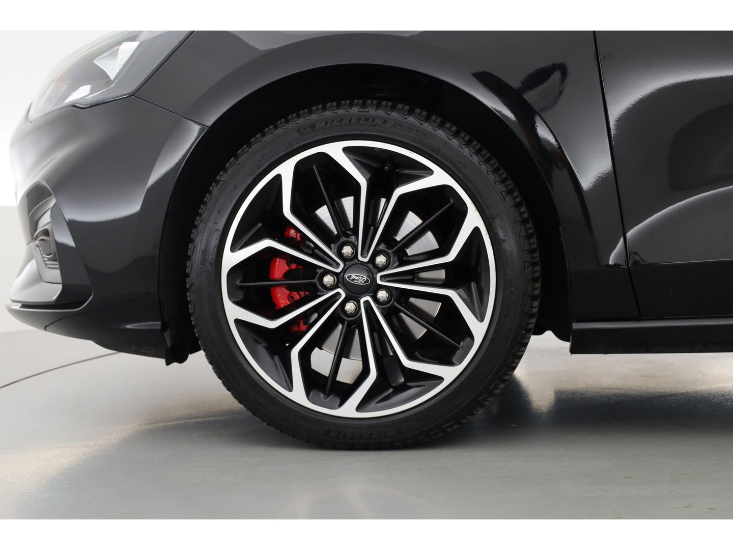 Ford FOCUS Wagon 1.0 155 PK Hybrid ST Line X Business | Navi | CarPlay | Camera | Stoel-stuurverw. | Keyless | 18"