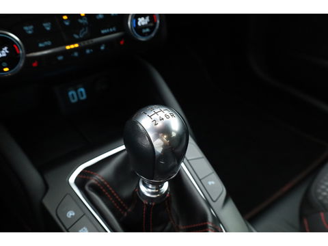 Ford FOCUS Wagon 1.0 155 PK Hybrid ST Line X Business | Navi | CarPlay | Camera | Stoel-stuurverw. | Keyless | 18"
