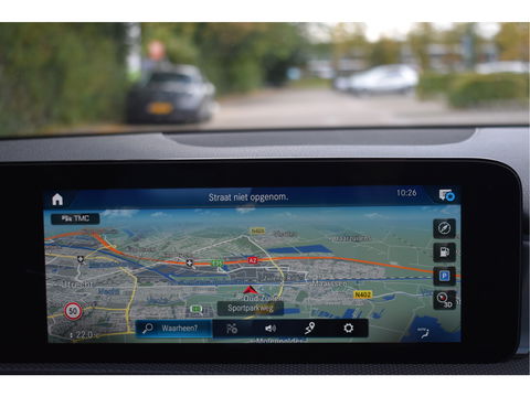 Mercedes-Benz A-Klasse 200 Business Solution AMG Night 163pk | Pano.dak | Camera | Sfeerverlichting | Virtual cockpit | Carplay | Stoelverwarming | Dodehoekdetectie