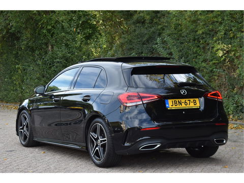 Mercedes-Benz A-Klasse 200 Business Solution AMG Night 163pk | Pano.dak | Camera | Sfeerverlichting | Virtual cockpit | Carplay | Stoelverwarming | Dodehoekdetectie