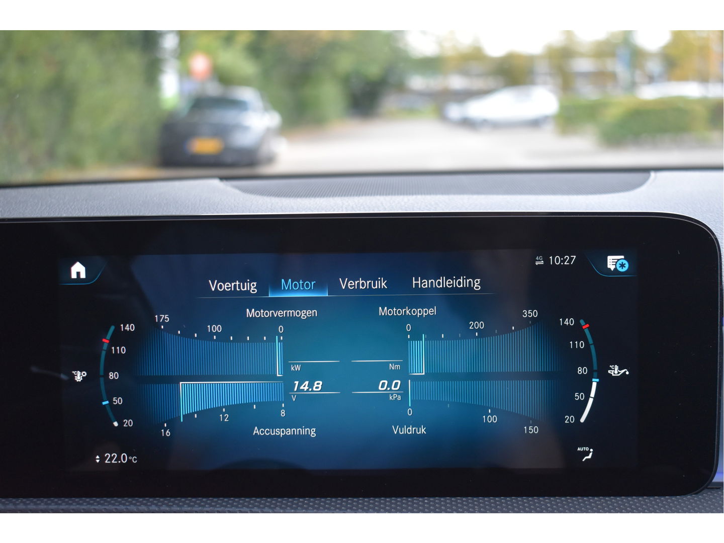 Mercedes-Benz A-Klasse 200 Business Solution AMG Night 163pk | Pano.dak | Camera | Sfeerverlichting | Virtual cockpit | Carplay | Stoelverwarming | Dodehoekdetectie