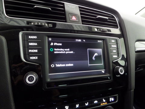 Volkswagen GOLF Variant 1.2 TSI Business Edition Connected R-Line "Origineel NL!" 1e eigenaar! Xenon-LED Apple-Carplay Trekhaak