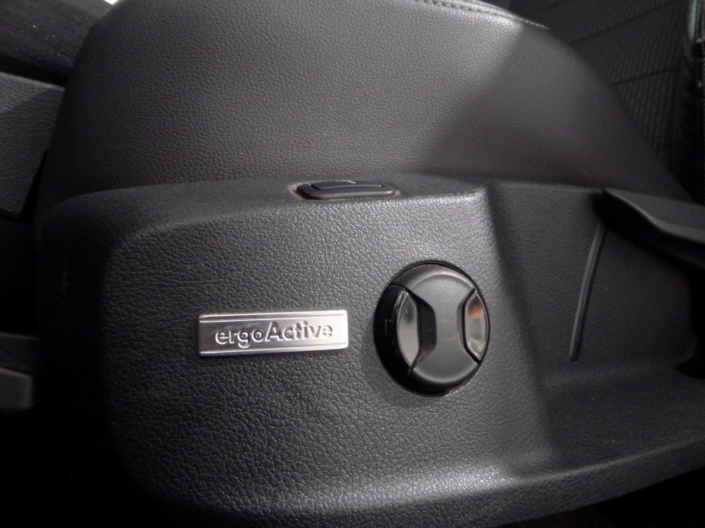 Volkswagen GOLF Variant 1.2 TSI Business Edition Connected R-Line "Origineel NL!" 1e eigenaar! Xenon-LED Apple-Carplay Trekhaak