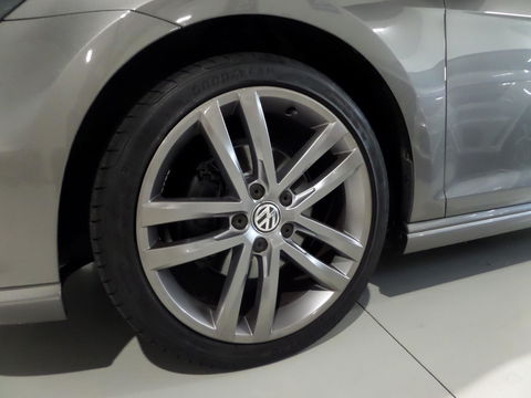 Volkswagen GOLF Variant 1.2 TSI Business Edition Connected R-Line "Origineel NL!" 1e eigenaar! Xenon-LED Apple-Carplay Trekhaak