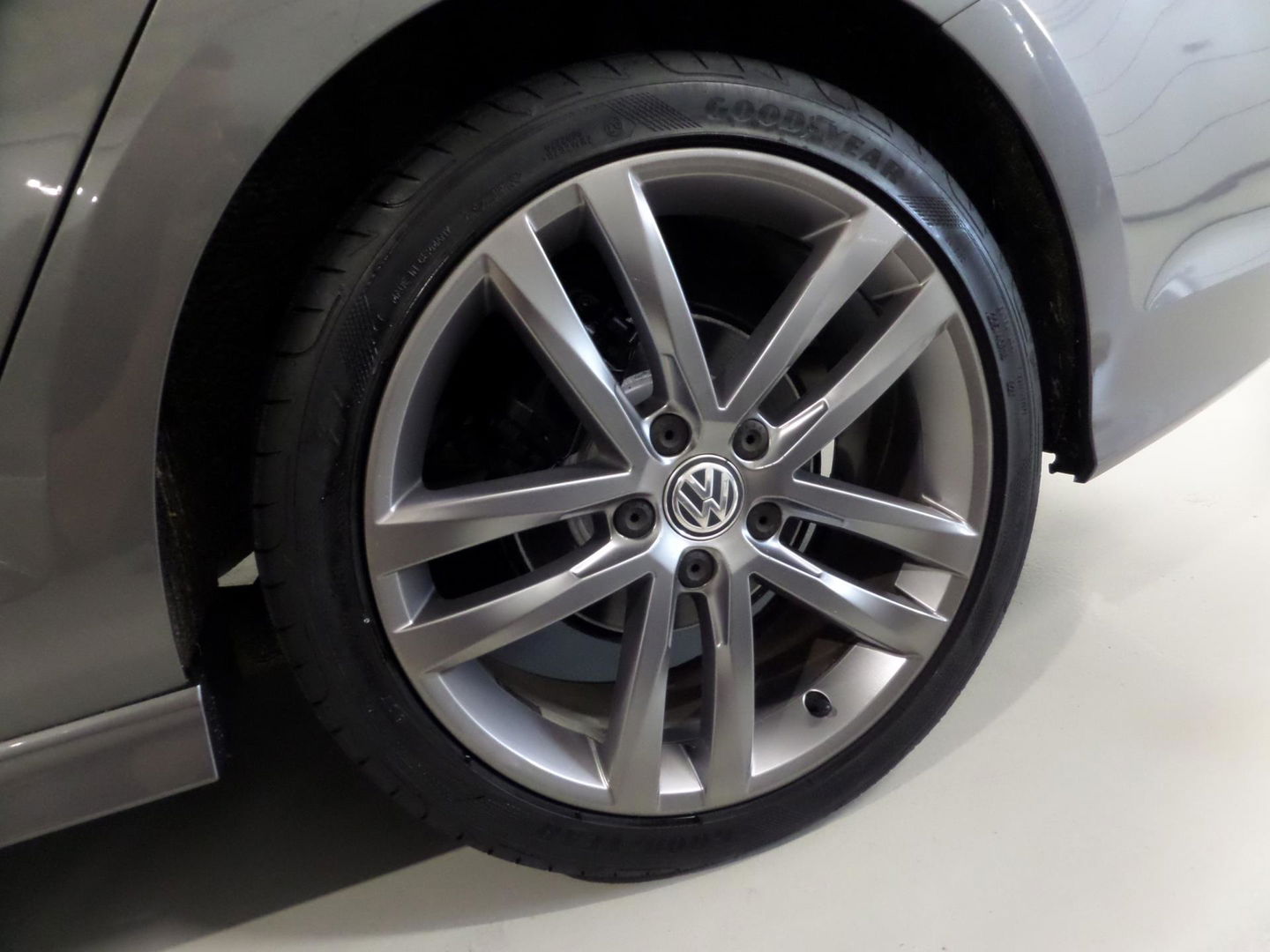 Volkswagen GOLF Variant 1.2 TSI Business Edition Connected R-Line "Origineel NL!" 1e eigenaar! Xenon-LED Apple-Carplay Trekhaak