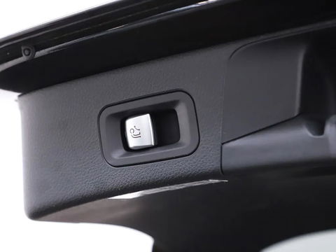 Mercedes-Benz C-Klasse Estate 200 AMG Night Virtual Leer Trekh. NAP