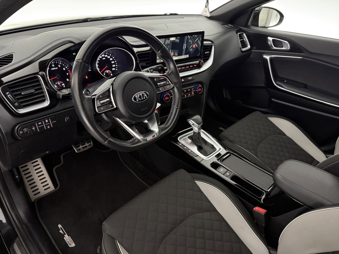 Kia ProCeed 1.5 T-GDi MHEV GT-Line | 170PK | Pano | Trekh | Camera | Carplay | Cruise | LED | NAP