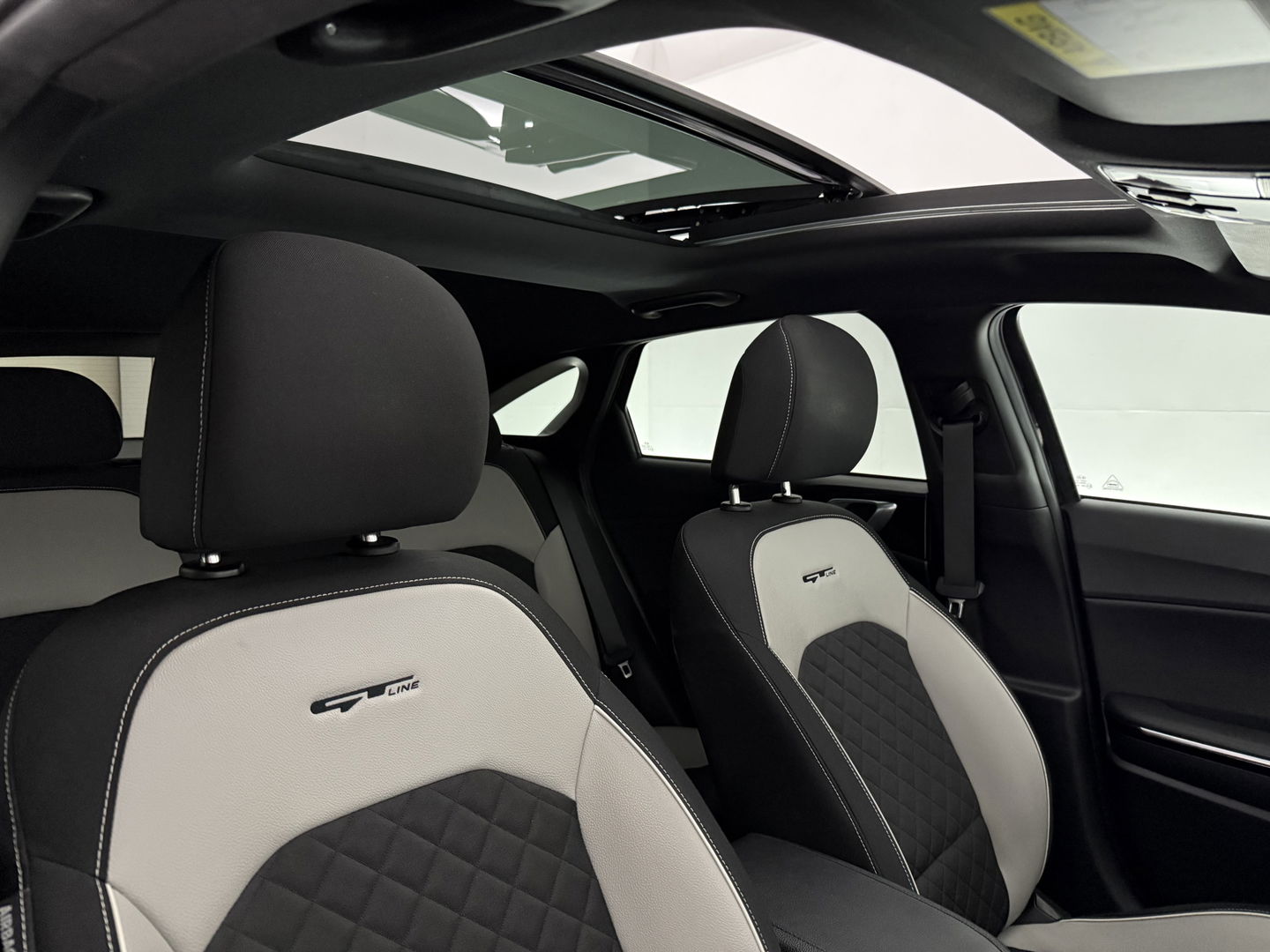 Kia ProCeed 1.5 T-GDi MHEV GT-Line | 170PK | Pano | Trekh | Camera | Carplay | Cruise | LED | NAP