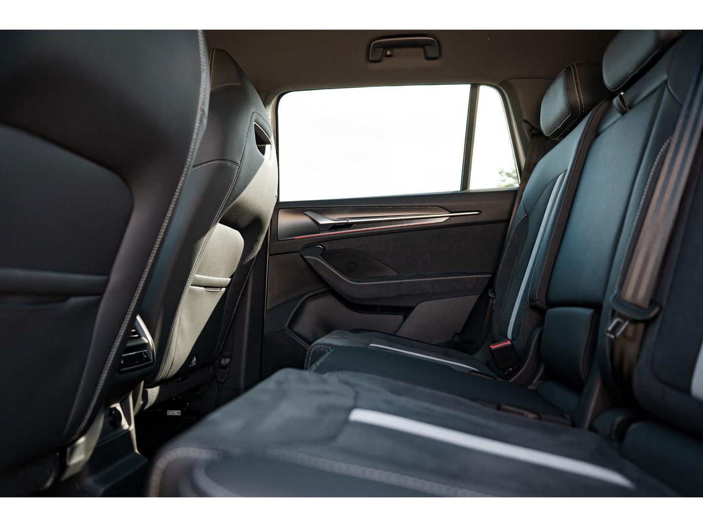 Škoda Kodiaq 1.5 TSI PHEV Sportline | TREKHAAK | ADAPTIVE CRUISE | 20" VELGEN