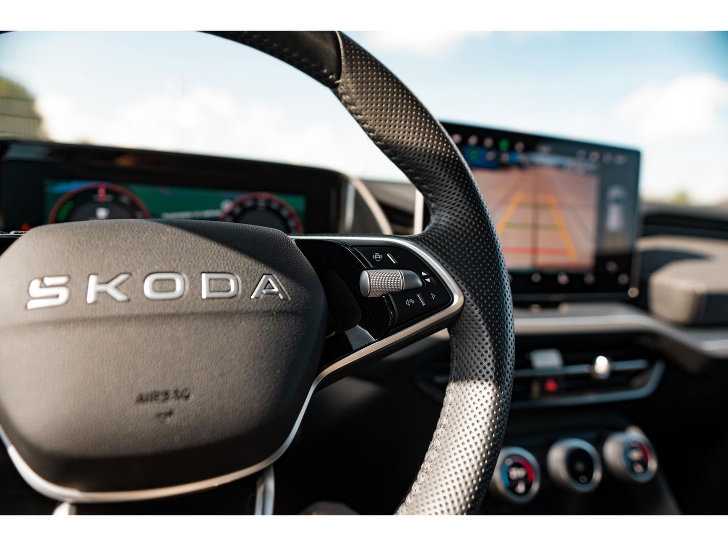 Škoda Kodiaq 1.5 TSI PHEV Sportline | TREKHAAK | ADAPTIVE CRUISE | 20" VELGEN