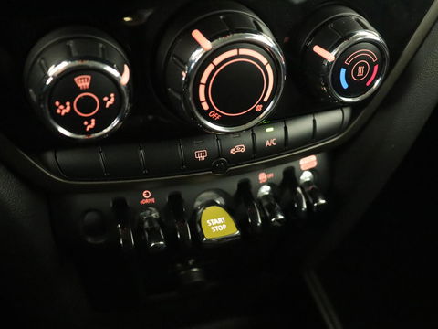 MINI Countryman 2.0 Cooper S E ALL4 | Carplay | Half leder | Navigatie | Cruise control | 19'' | Airco | Full LED | Digital Cockpit | Parkeerhulp | PHEV | Plug In