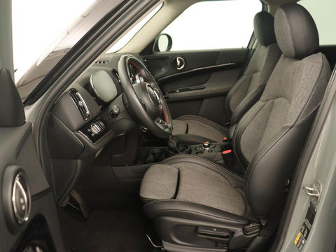 MINI Countryman 2.0 Cooper S E ALL4 | Carplay | Half leder | Navigatie | Cruise control | 19'' | Airco | Full LED | Digital Cockpit | Parkeerhulp | PHEV | Plug In
