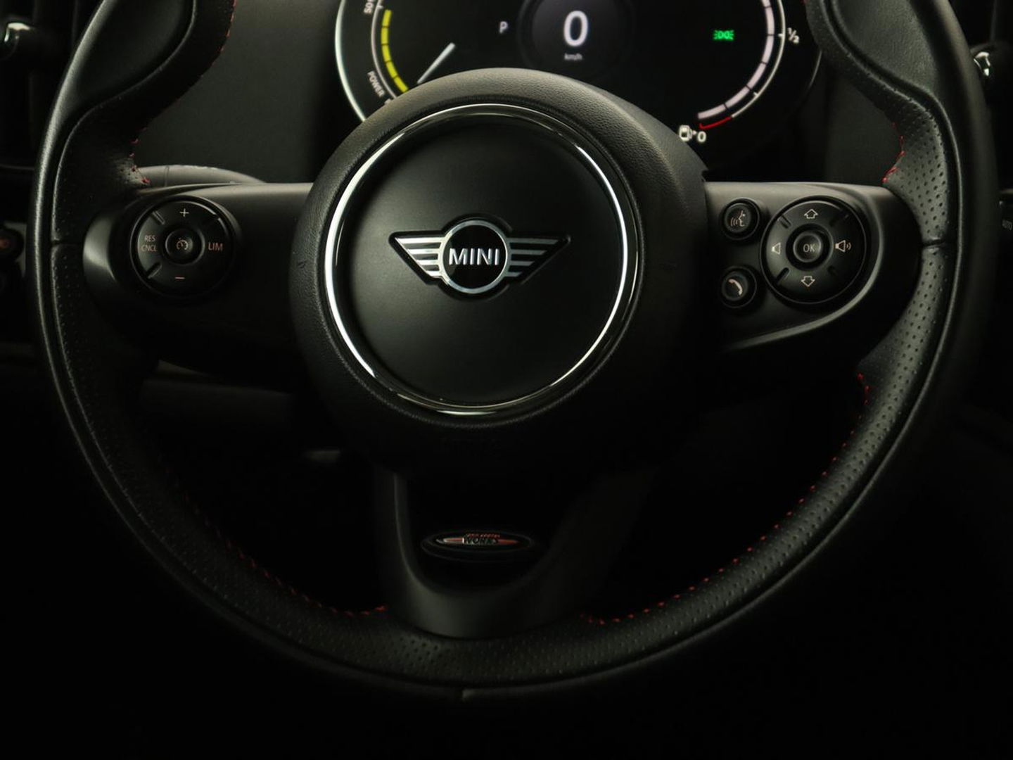 MINI Countryman 2.0 Cooper S E ALL4 | Carplay | Half leder | Navigatie | Cruise control | 19'' | Airco | Full LED | Digital Cockpit | Parkeerhulp | PHEV | Plug In