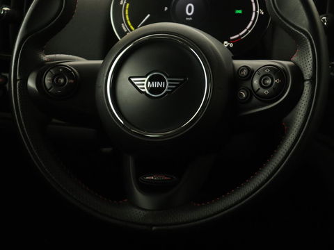 MINI Countryman 2.0 Cooper S E ALL4 | Carplay | Half leder | Navigatie | Cruise control | 19'' | Airco | Full LED | Digital Cockpit | Parkeerhulp | PHEV | Plug In