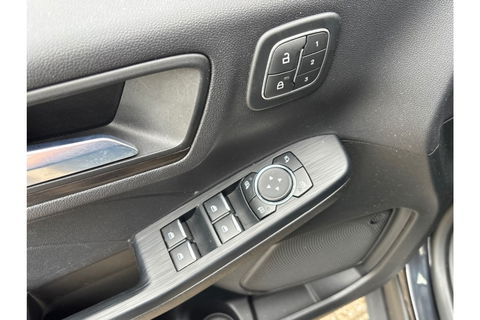 Ford Kuga 2.5 PHEV 225PK VIGNALE NAVI LEDER PDC-CAMERA WINTERPACK