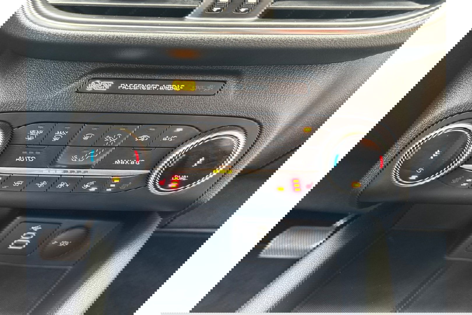 Ford Kuga 2.5 PHEV 225PK TITANIUM X AUTOMAAT NAVI PDC-CAMERA.WINTERPACK.