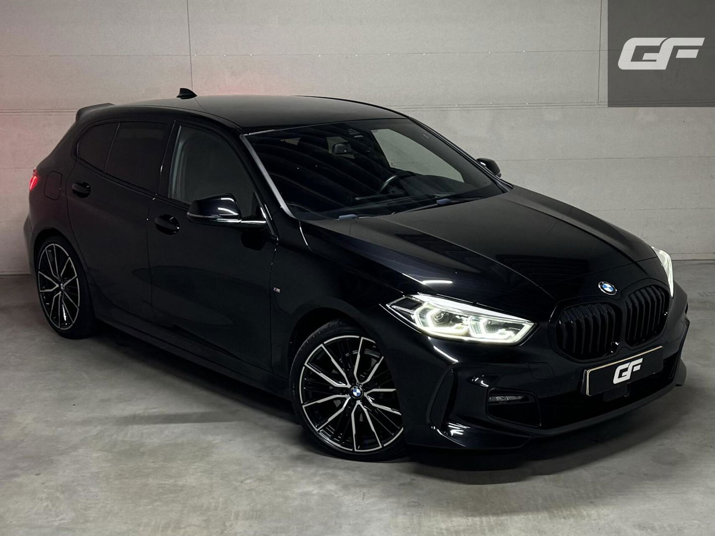 BMW 1 Serie 118i M Sport CarPlay Cruise Leer Sfeer Camera NAP