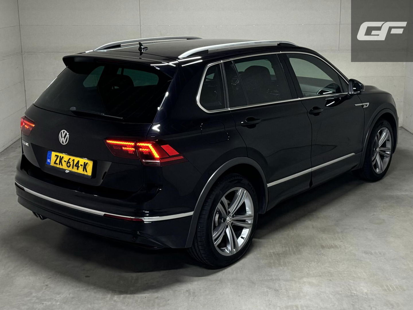 Volkswagen Tiguan 1.5 TSI ACT 2x R-Line Virtual ACC Carplay NAP