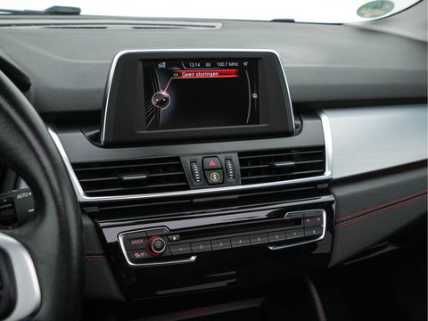 BMW 2 Serie Active Tourer 216d Centennial Executive Sport-line *PANO | FULL-LED | NAVI-FULLMAP | SPORT-SEATS | KEYLESS | ECC | PDC | CRUISE | PRIVACY-GLASS | TOWBAR | 17''ALU*
