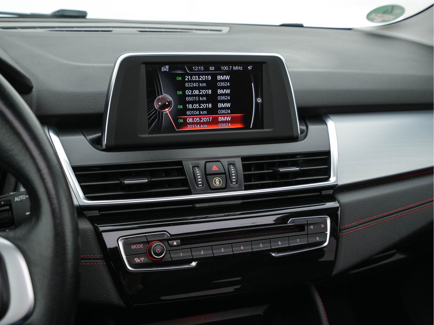 BMW 2 Serie Active Tourer 216d Centennial Executive Sport-line *PANO | FULL-LED | NAVI-FULLMAP | SPORT-SEATS | KEYLESS | ECC | PDC | CRUISE | PRIVACY-GLASS | TOWBAR | 17''ALU*