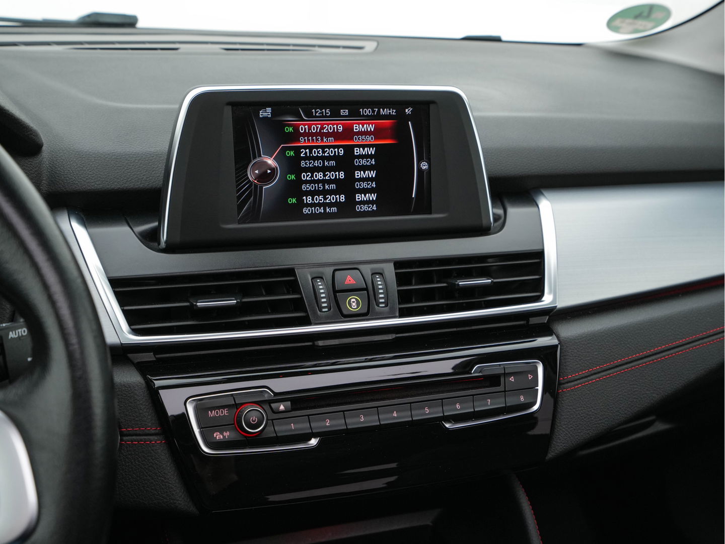 BMW 2 Serie Active Tourer 216d Centennial Executive Sport-line *PANO | FULL-LED | NAVI-FULLMAP | SPORT-SEATS | KEYLESS | ECC | PDC | CRUISE | PRIVACY-GLASS | TOWBAR | 17''ALU*