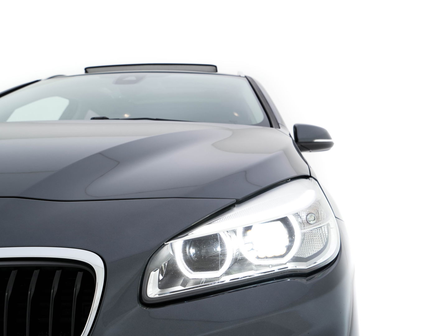 BMW 2 Serie Active Tourer 216d Centennial Executive Sport-line *PANO | FULL-LED | NAVI-FULLMAP | SPORT-SEATS | KEYLESS | ECC | PDC | CRUISE | PRIVACY-GLASS | TOWBAR | 17''ALU*