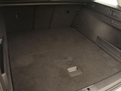 Volkswagen Passat 1.4 TSI PHEV GTE | Trekhaak | Stoelverwarming | Massage | Camera | Adaptive cruise | Carplay | Navigatie | Side Assist | Matrix LED | Plug In