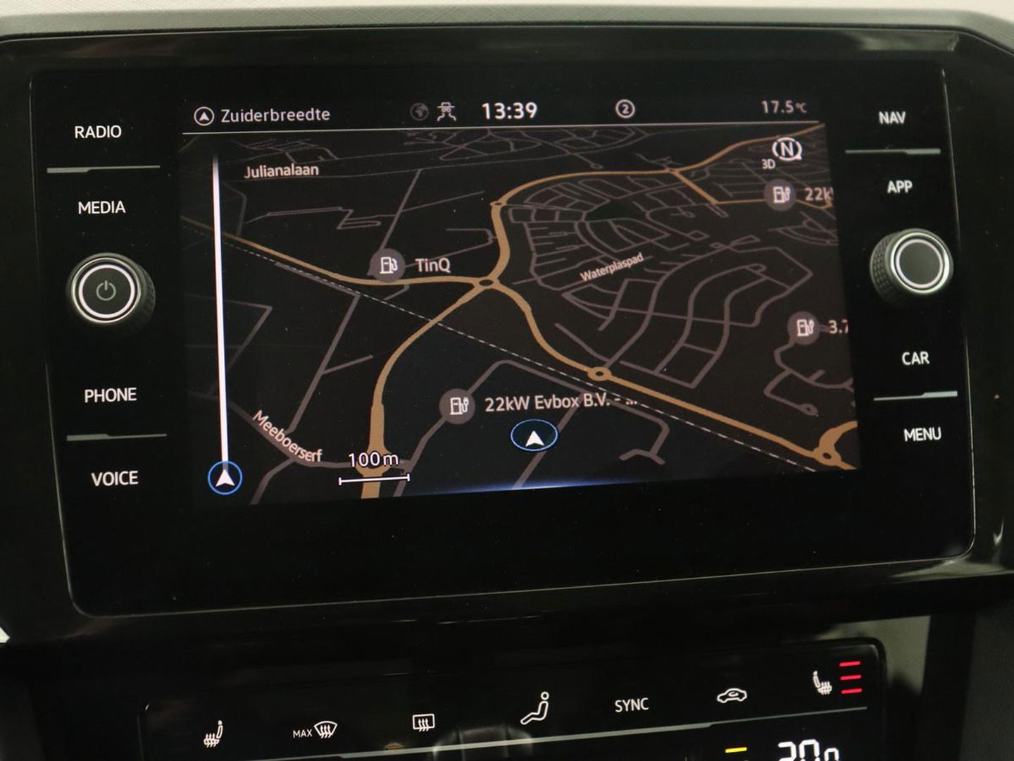 Volkswagen Passat 1.4 TSI PHEV GTE | Trekhaak | Stoelverwarming | Massage | Camera | Adaptive cruise | Carplay | Navigatie | Side Assist | Matrix LED | Plug In