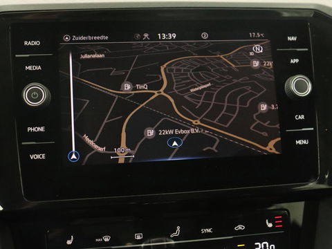 Volkswagen Passat 1.4 TSI PHEV GTE | Trekhaak | Stoelverwarming | Massage | Camera | Adaptive cruise | Carplay | Navigatie | Side Assist | Matrix LED | Plug In