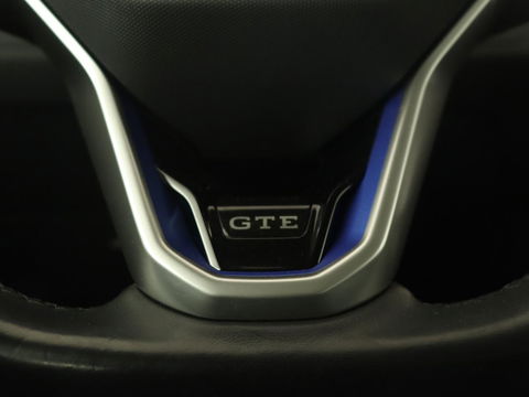 Volkswagen Passat 1.4 TSI PHEV GTE | Trekhaak | Stoelverwarming | Massage | Camera | Adaptive cruise | Carplay | Navigatie | Side Assist | Matrix LED | Plug In