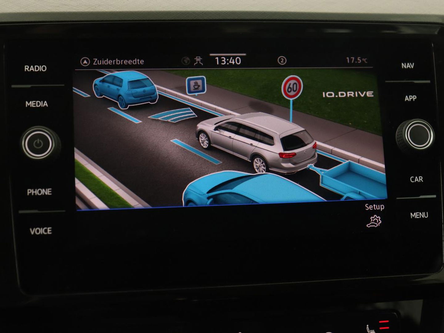 Volkswagen Passat 1.4 TSI PHEV GTE | Trekhaak | Stoelverwarming | Massage | Camera | Adaptive cruise | Carplay | Navigatie | Side Assist | Matrix LED | Plug In