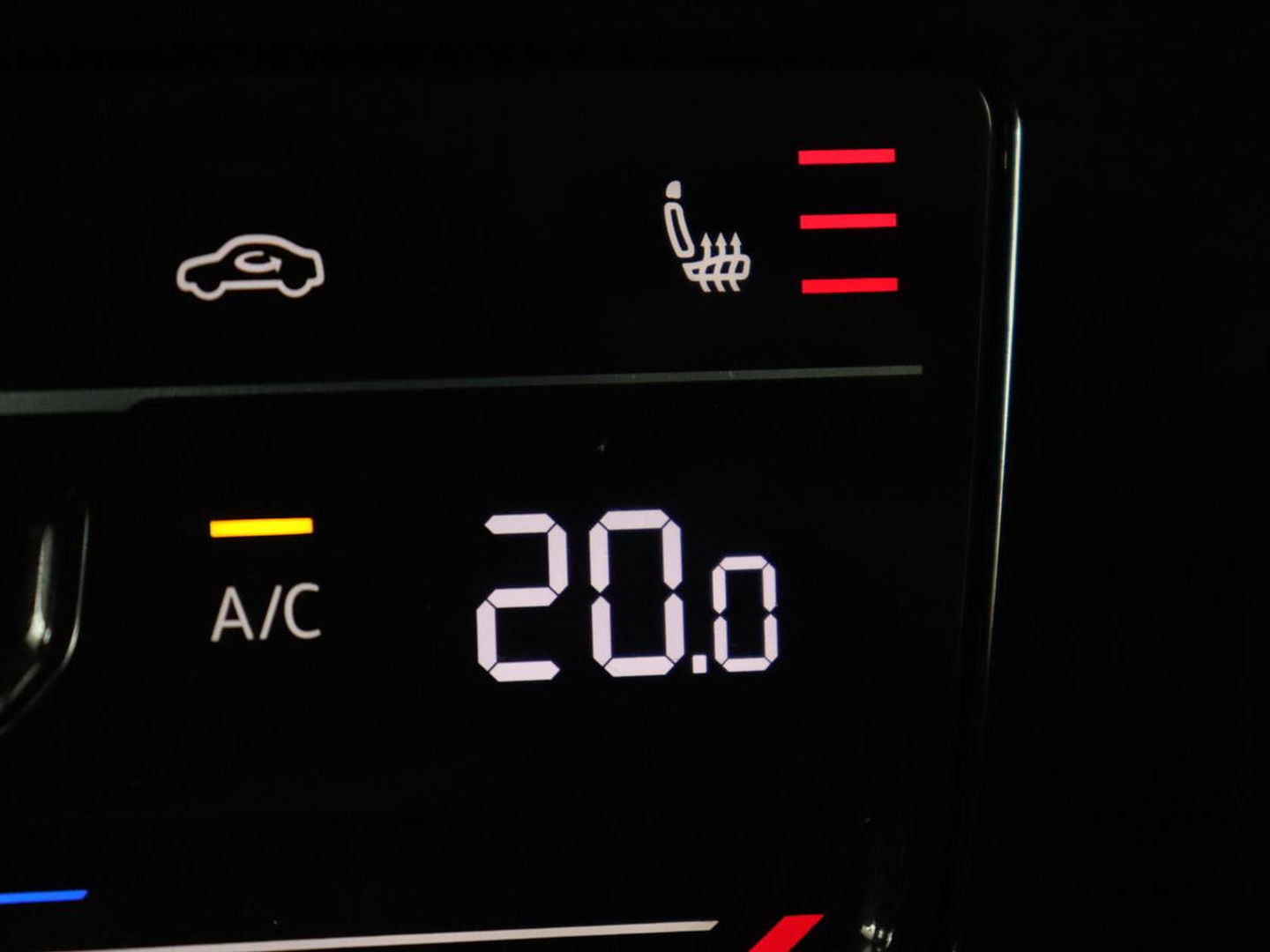 Volkswagen Passat 1.4 TSI PHEV GTE | Trekhaak | Stoelverwarming | Massage | Camera | Adaptive cruise | Carplay | Navigatie | Side Assist | Matrix LED | Plug In