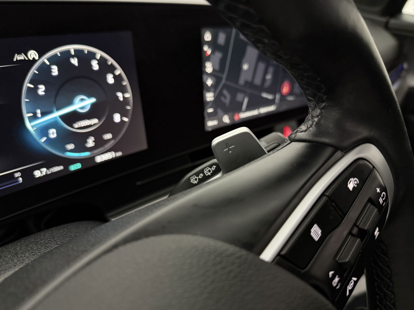 Kia Sportage 1.6 T-GDI MHEV AWD GT-line | Pano | Memory | Virtual | Sfeerverl. | 360° | Carplay | Verwarmd Stoel/Stuur