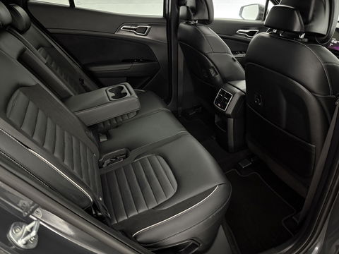 Kia Sportage 1.6 T-GDI MHEV AWD GT-line | Pano | Memory | Virtual | Sfeerverl. | 360° | Carplay | Verwarmd Stoel/Stuur