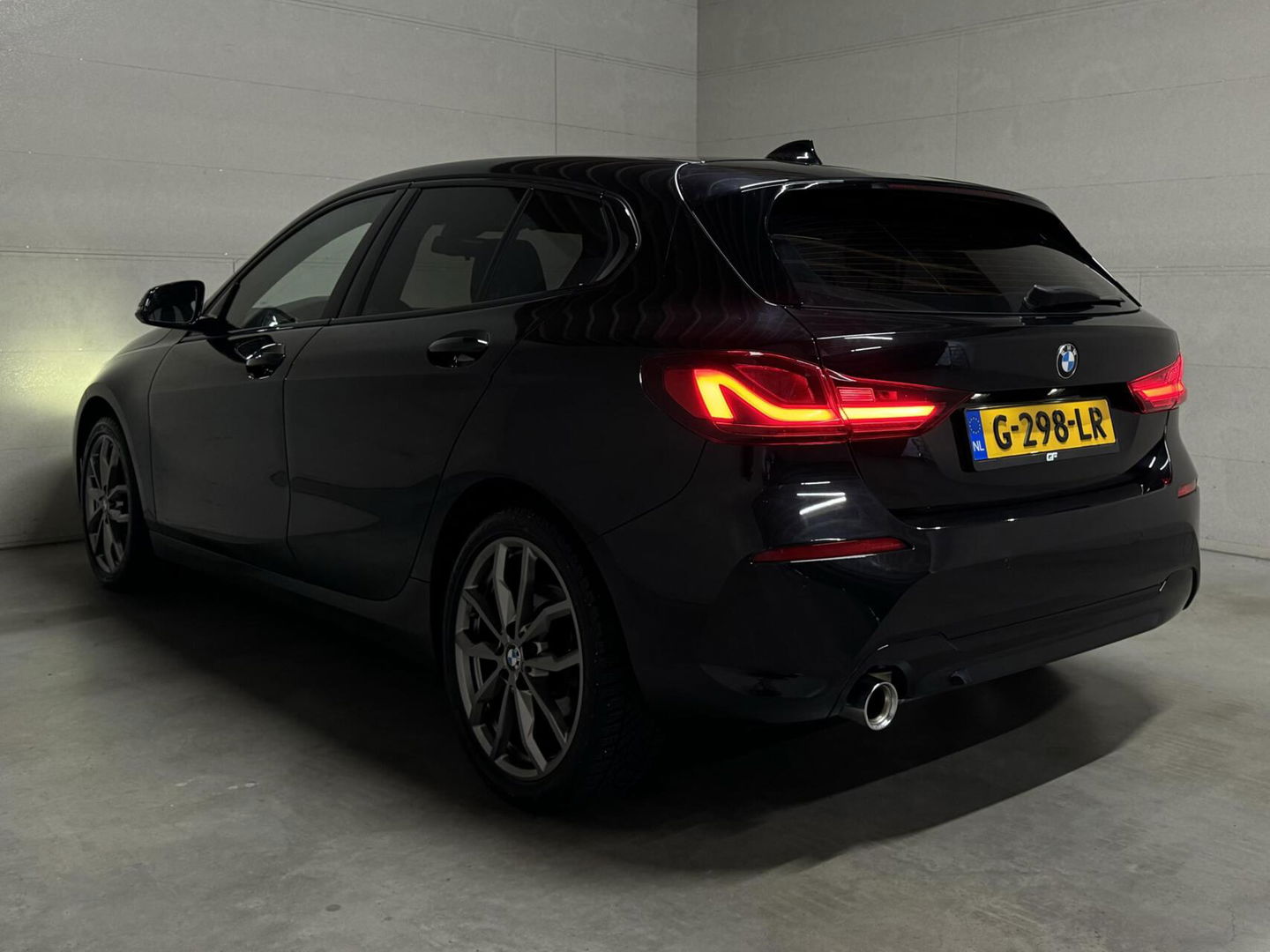 BMW 1 Serie 118i Sport Black Edition Navi Cruise CarPlay NAP