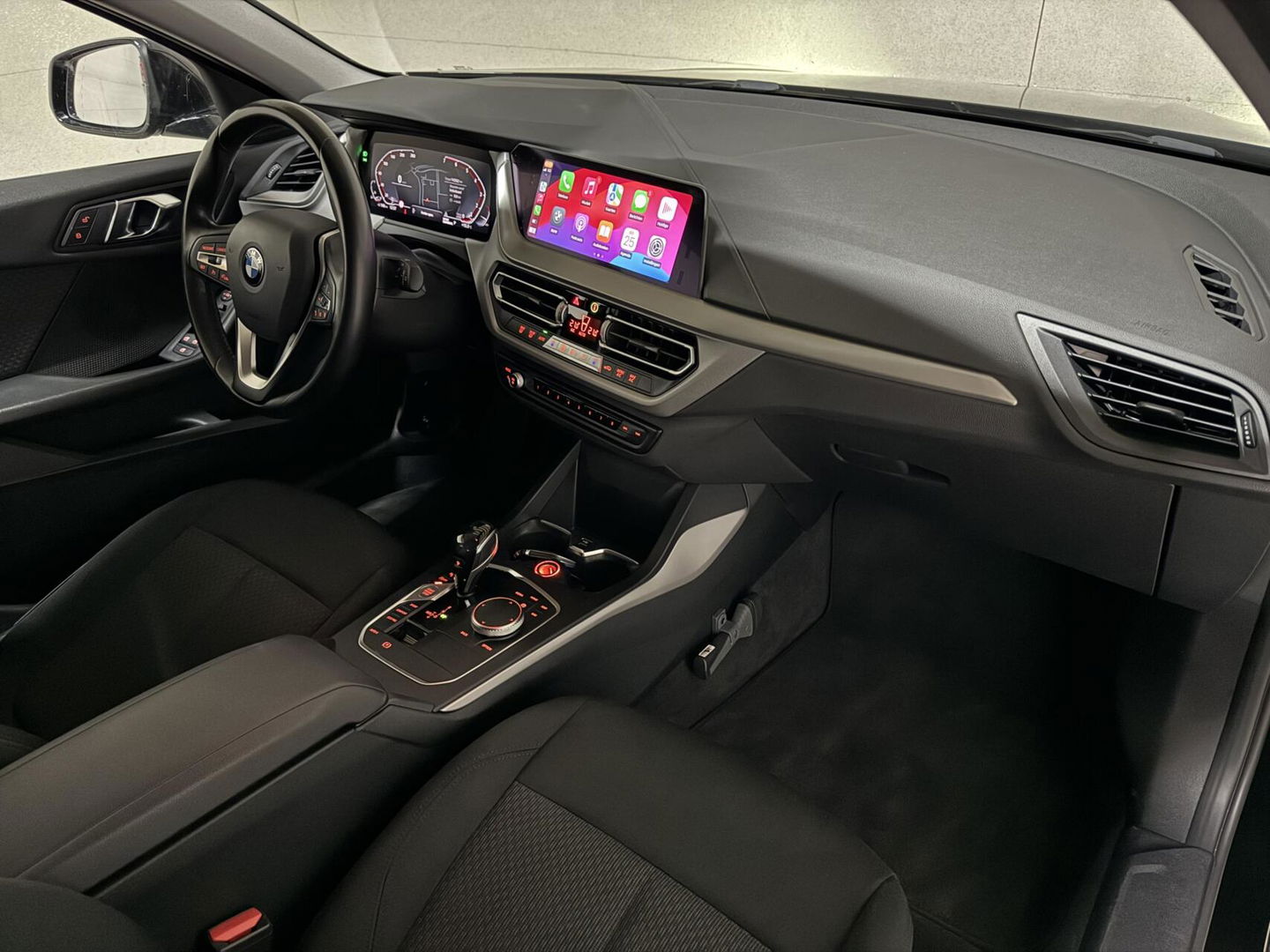 BMW 1 Serie 118i Sport Black Edition Navi Cruise CarPlay NAP