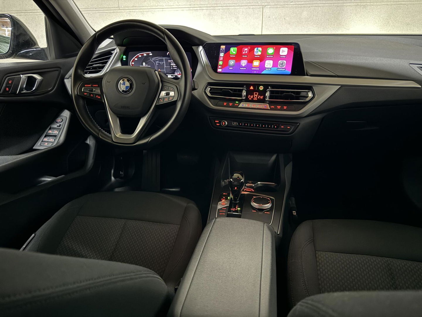 BMW 1 Serie 118i Sport Black Edition Navi Cruise CarPlay NAP