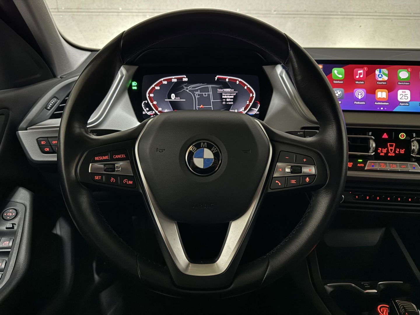 BMW 1 Serie 118i Sport Black Edition Navi Cruise CarPlay NAP