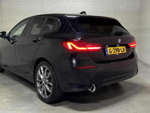 BMW 1 Serie 118i Sport Black Edition Navi Cruise CarPlay NAP