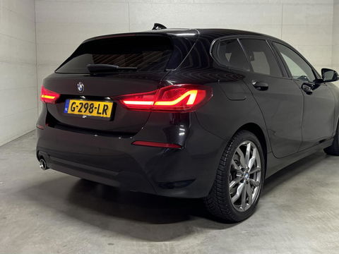 BMW 1 Serie 118i Sport Black Edition Navi Cruise CarPlay NAP