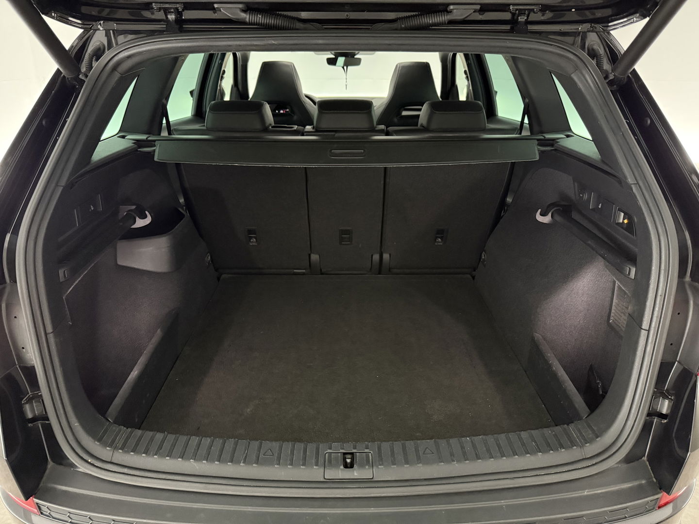 Škoda Kodiaq 1.5 TSI Sportline Business | Pano | Virtual | Sfeerverl. | Memory | Carplay | Trekh. | Adaptive Cruise