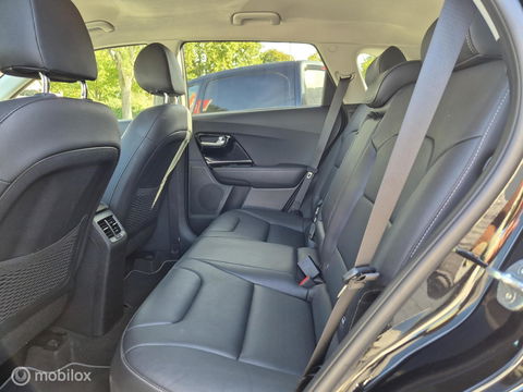 Kia Niro 1.6 GDi Hybrid DynamicPlusLine, Leer, Camera, Carplay