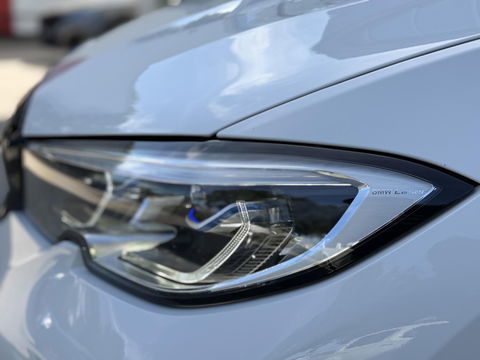 BMW 3 Serie Touring 330e xDrive High Ex. M-Sport|SOH90%|Pano|Laser|Driving Ass Prof|HUD|HiFi||Trekhaak