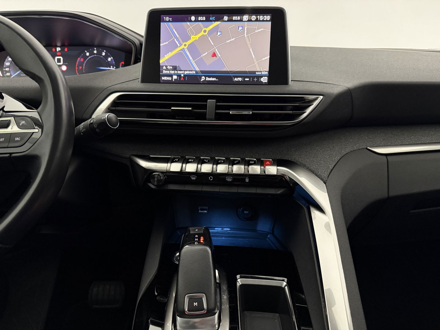 Peugeot 5008 1.2 PureTech 7p | 360° | Virtual | Carplay | Cruise | Keyless | LED | Orig. NL