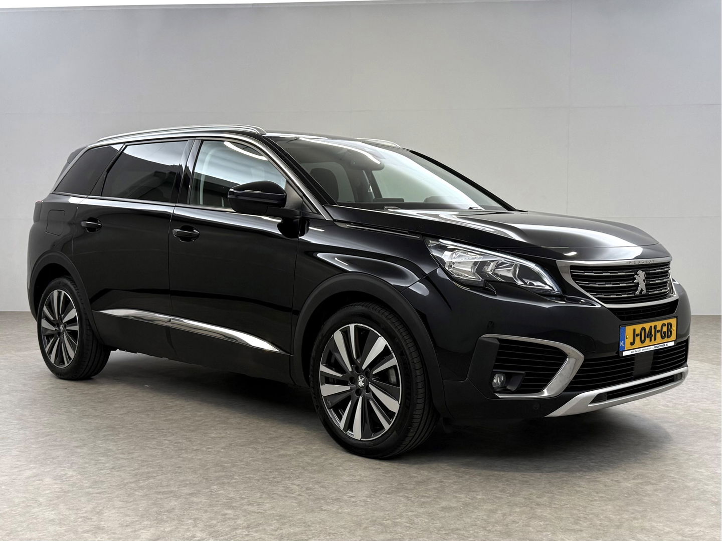 Peugeot 5008 1.2 PureTech 7p | 360° | Virtual | Carplay | Cruise | Keyless | LED | Orig. NL