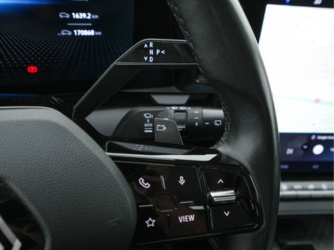 Renault Mégane E-Tech EV60 Optimum Charge Evolution [ 3-Fase ] {SOH-92%} (INCL-BTW) Aut *FULL-LED | DIGI-COCKPIT | NAVI-FULLMAP | CAMERA | COMFORT-SEATS | KEYLESS | ECC | PDC | CRUISE | DAB | CARPLAY | SHIFT-PADDLES | LANE-ASSIST | 18''ALU*
