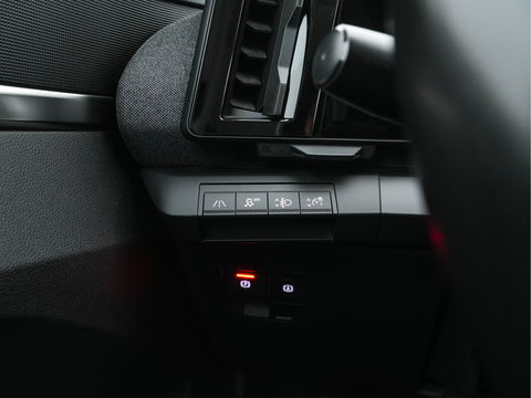 Renault Mégane E-Tech EV60 Optimum Charge Evolution [ 3-Fase ] {SOH-92%} (INCL-BTW) Aut *FULL-LED | DIGI-COCKPIT | NAVI-FULLMAP | CAMERA | COMFORT-SEATS | KEYLESS | ECC | PDC | CRUISE | DAB | CARPLAY | SHIFT-PADDLES | LANE-ASSIST | 18''ALU*