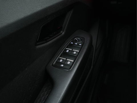Renault Mégane E-Tech EV60 Optimum Charge Evolution [ 3-Fase ] {SOH-92%} (INCL-BTW) Aut *FULL-LED | DIGI-COCKPIT | NAVI-FULLMAP | CAMERA | COMFORT-SEATS | KEYLESS | ECC | PDC | CRUISE | DAB | CARPLAY | SHIFT-PADDLES | LANE-ASSIST | 18''ALU*