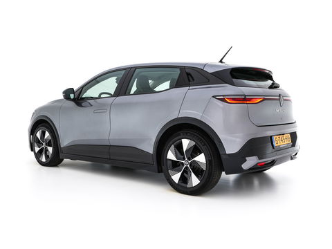 Renault Mégane E-Tech EV60 Optimum Charge Evolution [ 3-Fase ] {SOH-92%} (INCL-BTW) Aut *FULL-LED | DIGI-COCKPIT | NAVI-FULLMAP | CAMERA | COMFORT-SEATS | KEYLESS | ECC | PDC | CRUISE | DAB | CARPLAY | SHIFT-PADDLES | LANE-ASSIST | 18''ALU*